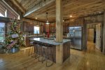 Rustic Sunsets - Fully Equipped Kitchen 
